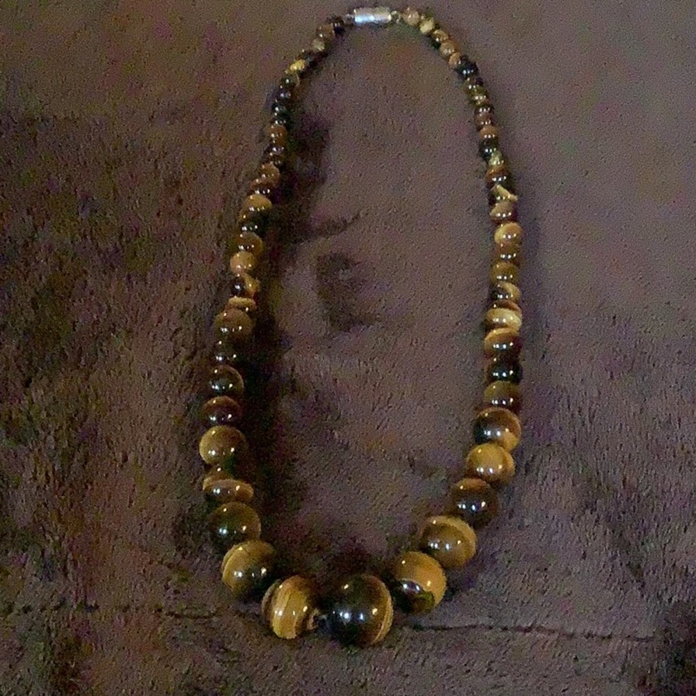 Tigers eye color beaded necklace magnetic clasp 2 tone brown